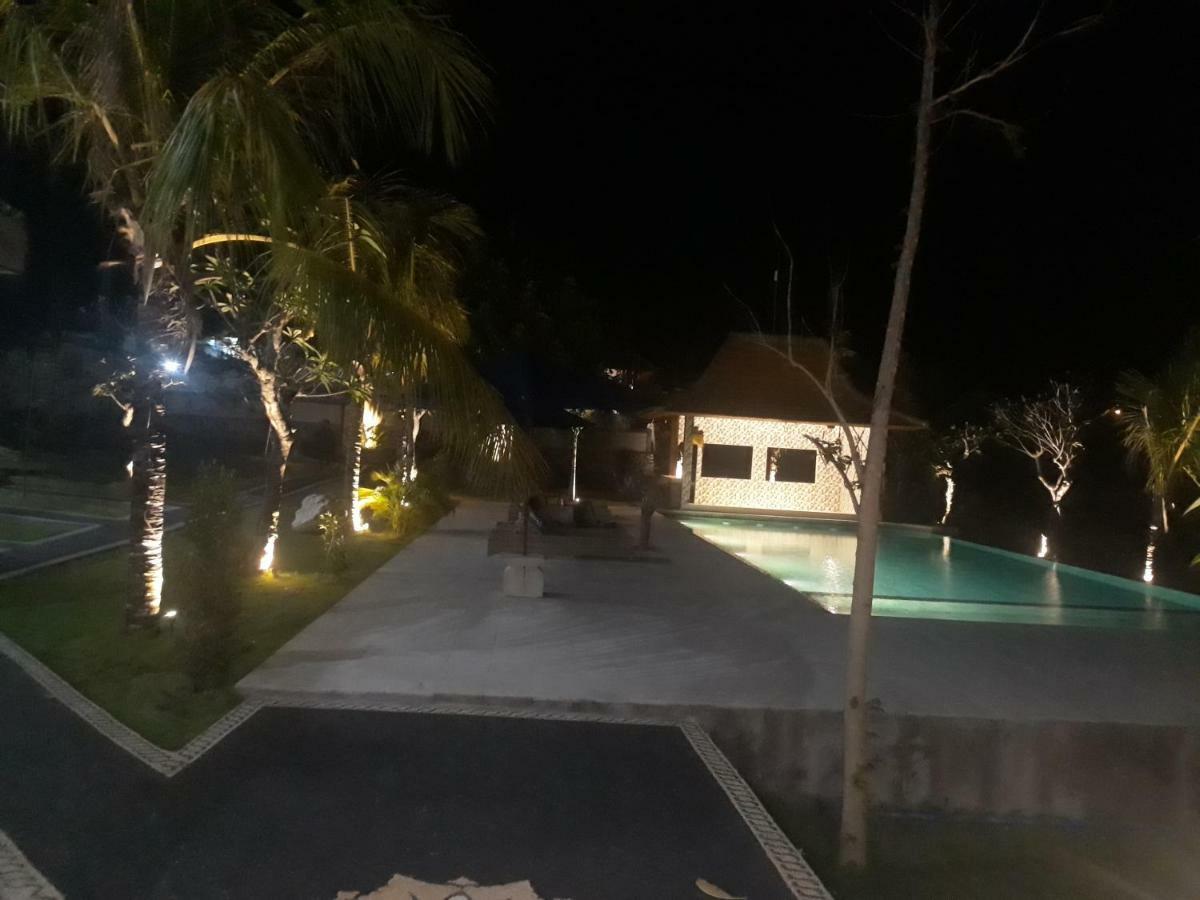 Davu Sundara Villa Uluwatu Buitenkant foto